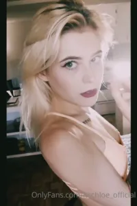 Chloé / Chloe Wildd / chloewildd - Video