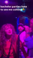 Haley Lu Richardson - Video