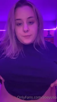 Zoey Uso | Zoeyuso - Video