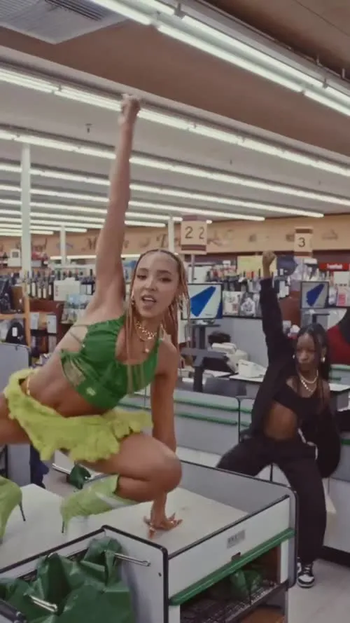 Tinashe - Video