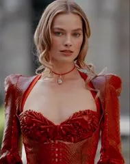 Margot Robbie - Video