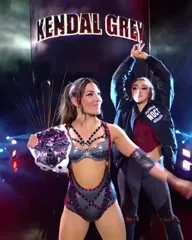 Kendal Grey / Peyton Prussin - WWE - Video