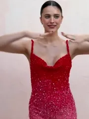 Margaret Qualley - Video