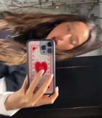 Lola Consuelos - Video