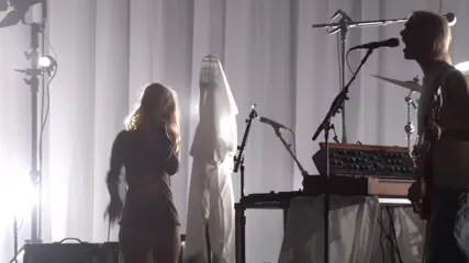 Hayley Williams - Video