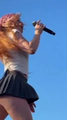 Rhian Teasdale - Video #213903