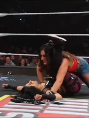 Stephanie Vaquer - Video