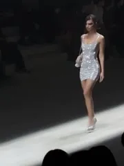 Emily Ratajkowski - Video