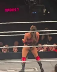 Kendal Grey / Peyton Prussin - WWE - Video #339369