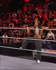 Kendal Grey / Peyton Prussin - WWE - Video