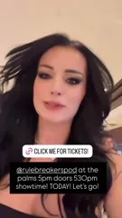 WWE's Paige / Saraya Bevis - Video