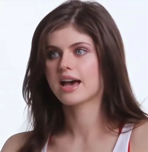 Alexandra Daddario - Video