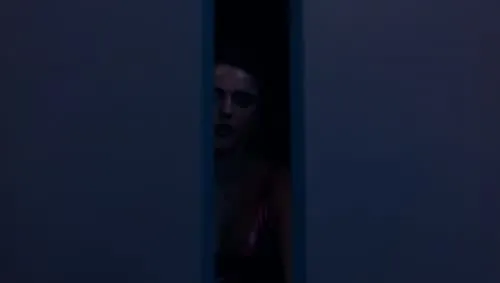 Margaret Qualley - Video