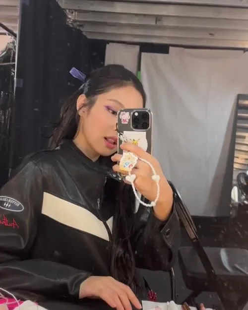 Jennie | BLΛƆKPIИK (Blackpink) - Video #125017
