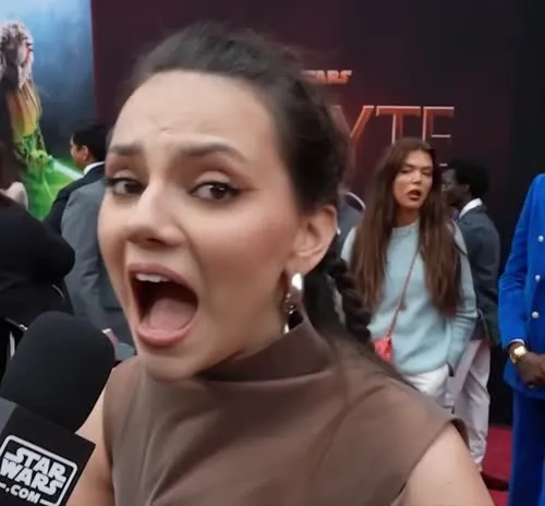 Dafne Keen - Video #243752