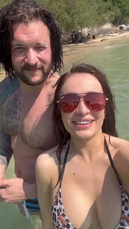 Scarlett Bordeaux - Video