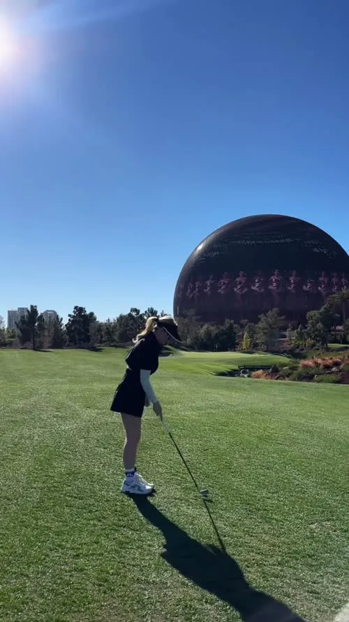 Kathryn Newton - Video #279484
