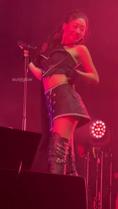 Julie (Kiss Of Life) - Video #122610