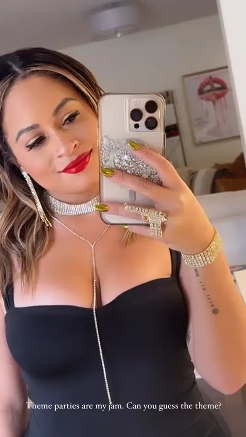 Kayla Braxton - Video