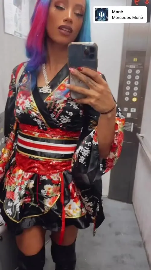 WWE/AEW Sasha Banks | Mercedes Moné - Video