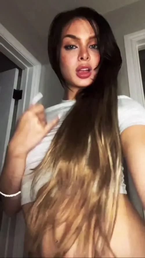 Brighton Sharbino - Video