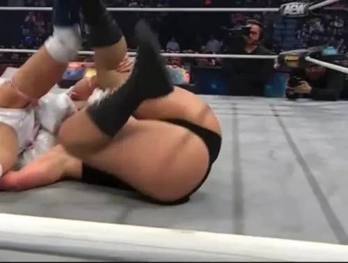 Toni Storm - Video #365776