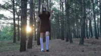 Elle Tan - Video
