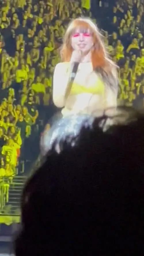 Hayley Williams - Video