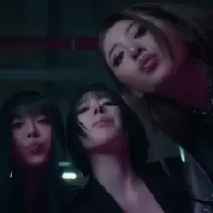Huh Yunjin 허윤진 | LESSERAFIM - Video