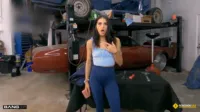 Sofie Reyez / officialsofiereyez - Sofie Reyez trades her pussy for some car insurance
