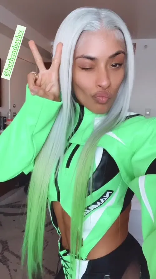 Zelina Vega // Thea Trinidad - Video
