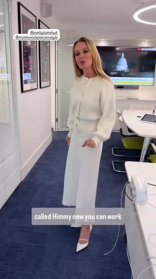 Amanda Holden - Video #376641