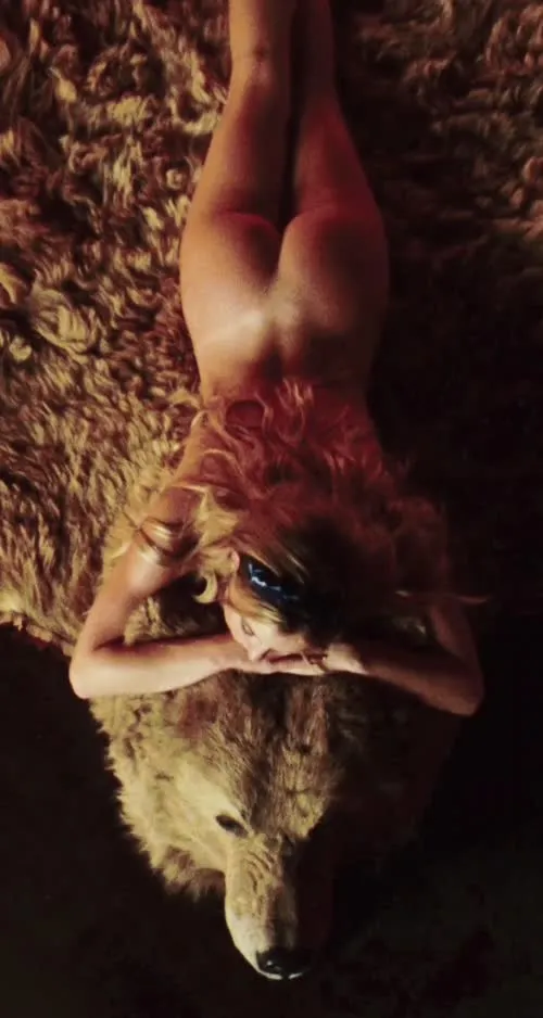 Sydney Sweeney - Video