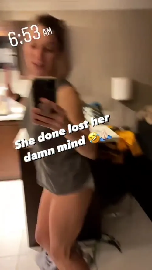 Katee Sackhoff - Video