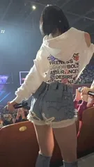 Kim Chaewon 김채원 [Le Sserafim] - Video #181176