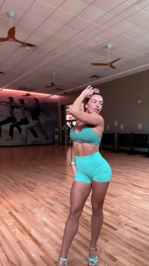 Mandy Sacs | Mandy Rose - Video