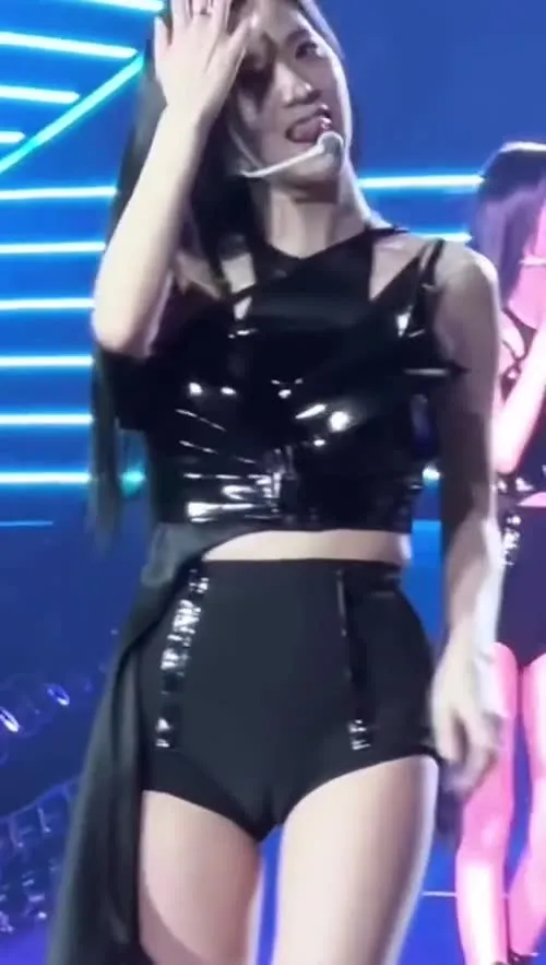 Jisoo  || - BLΛƆKPIИK ( BLACKPINK ) - Video