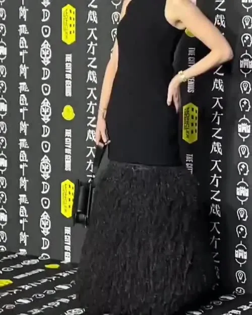 Anne Hathaway - Video #221909