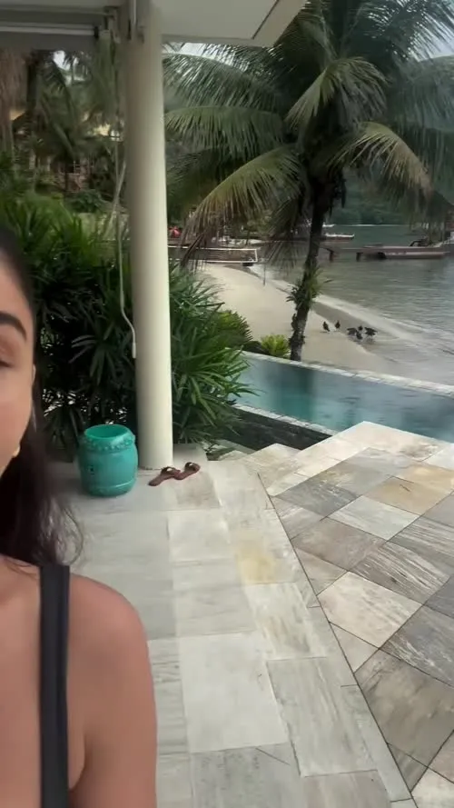 India Reynolds - Video #283726
