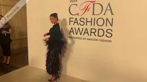Kylie Jenner - Video