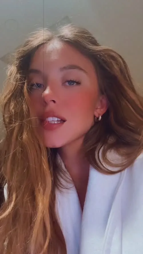 Sydney Sweeney - Video
