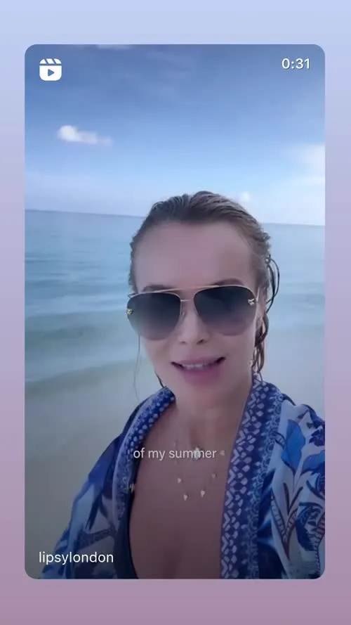 Amanda Holden - Video #356496