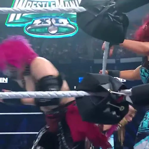 WWE Bayley / Davina Rose / Pamela Rose Martinez - Video
