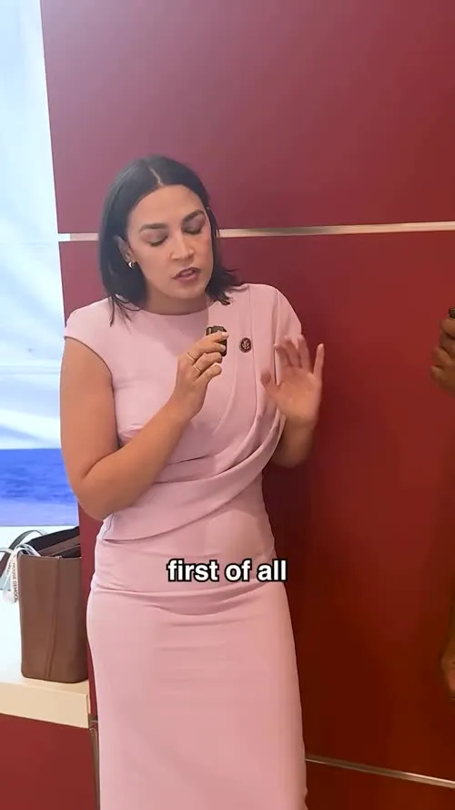 Alexandria Ocasio-Cortez / AOC - Video #181074