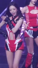 Yuna - ITZY (유나, Shin Yu Na) - 2