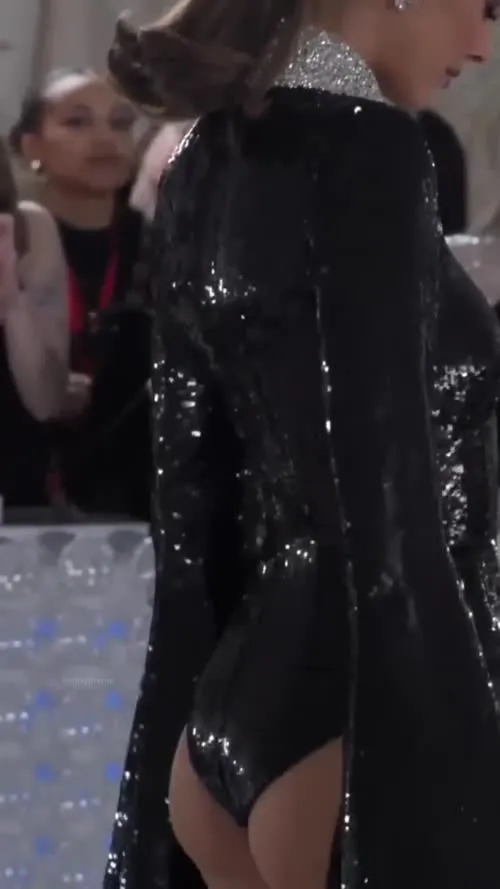 Kendall Jenner - Video