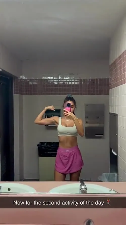 Chantel Jeffries - Video