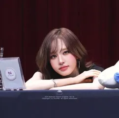 LIZ / Kim Ji-won (김지원) IVE - Video