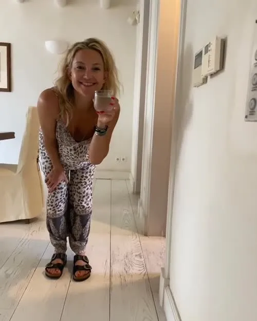 Kate Hudson - Video