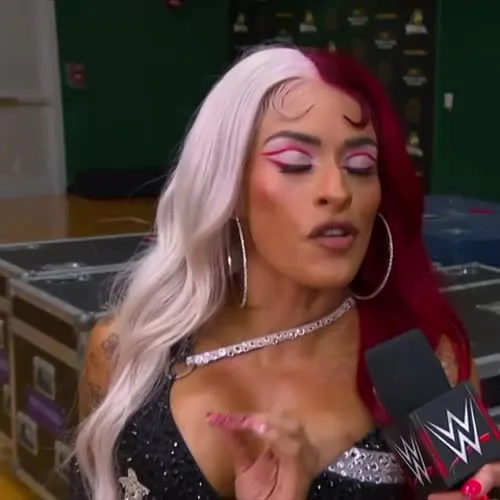 Zelina Vega // Thea Trinidad - Video